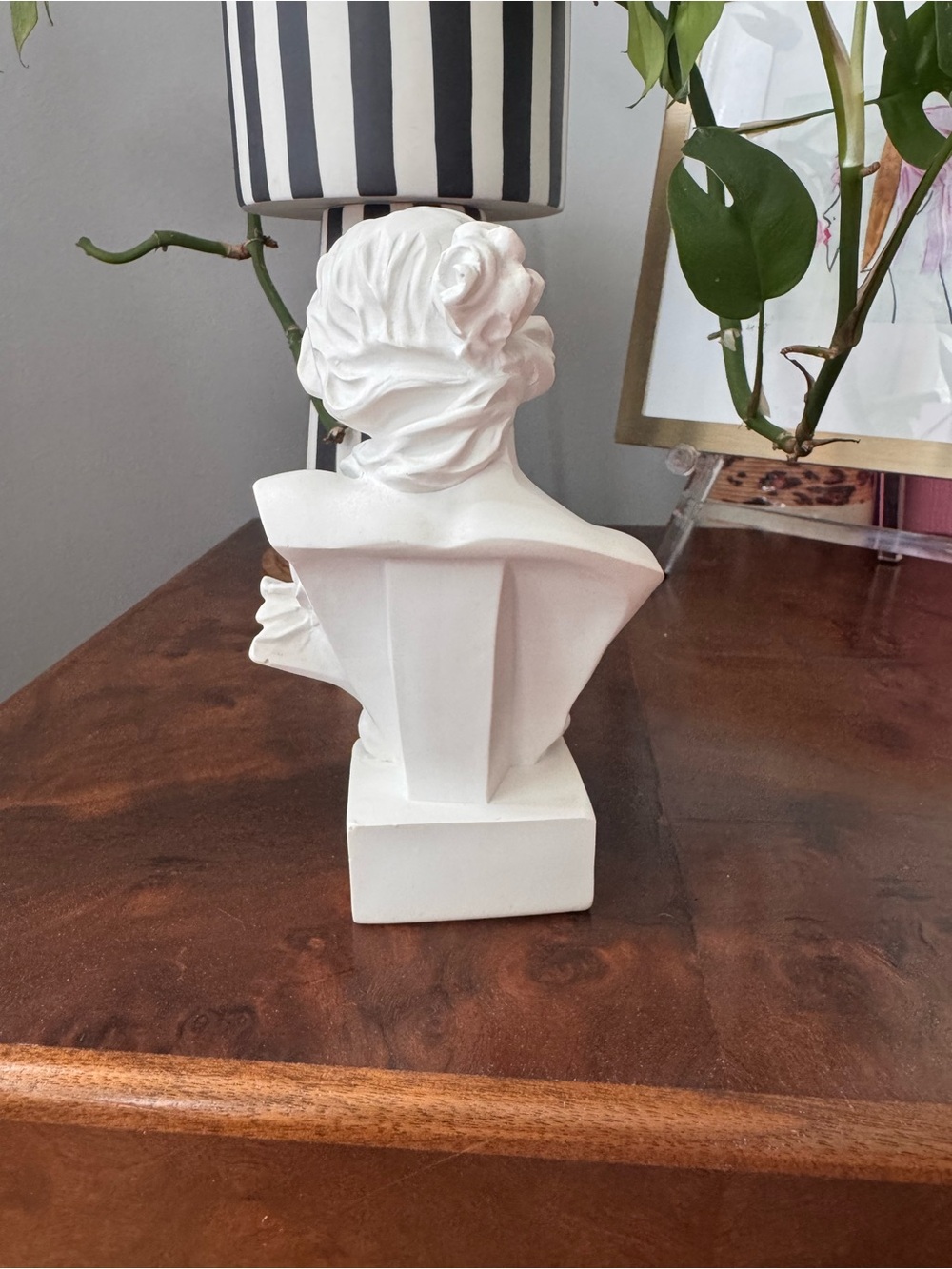 Greek goddess bust sculpture - Picture 5 of 9